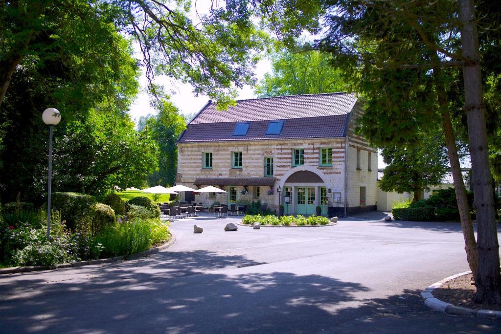 Hotel Le Domaine De Mombreux Lumbres Exterior foto