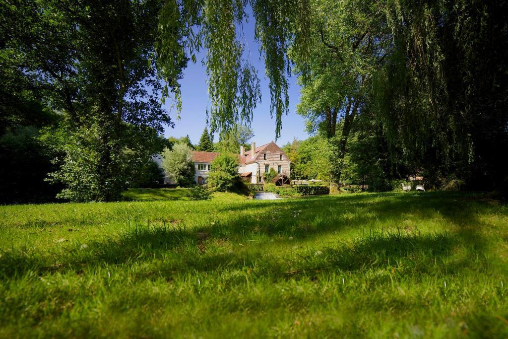 Hotel Le Domaine De Mombreux Lumbres Exterior foto